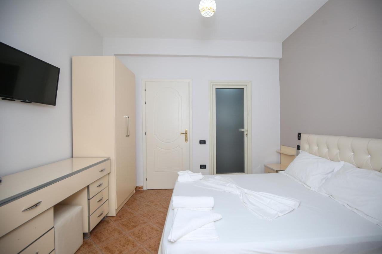 Hotel Vila Stefa Vlorë 외부 사진