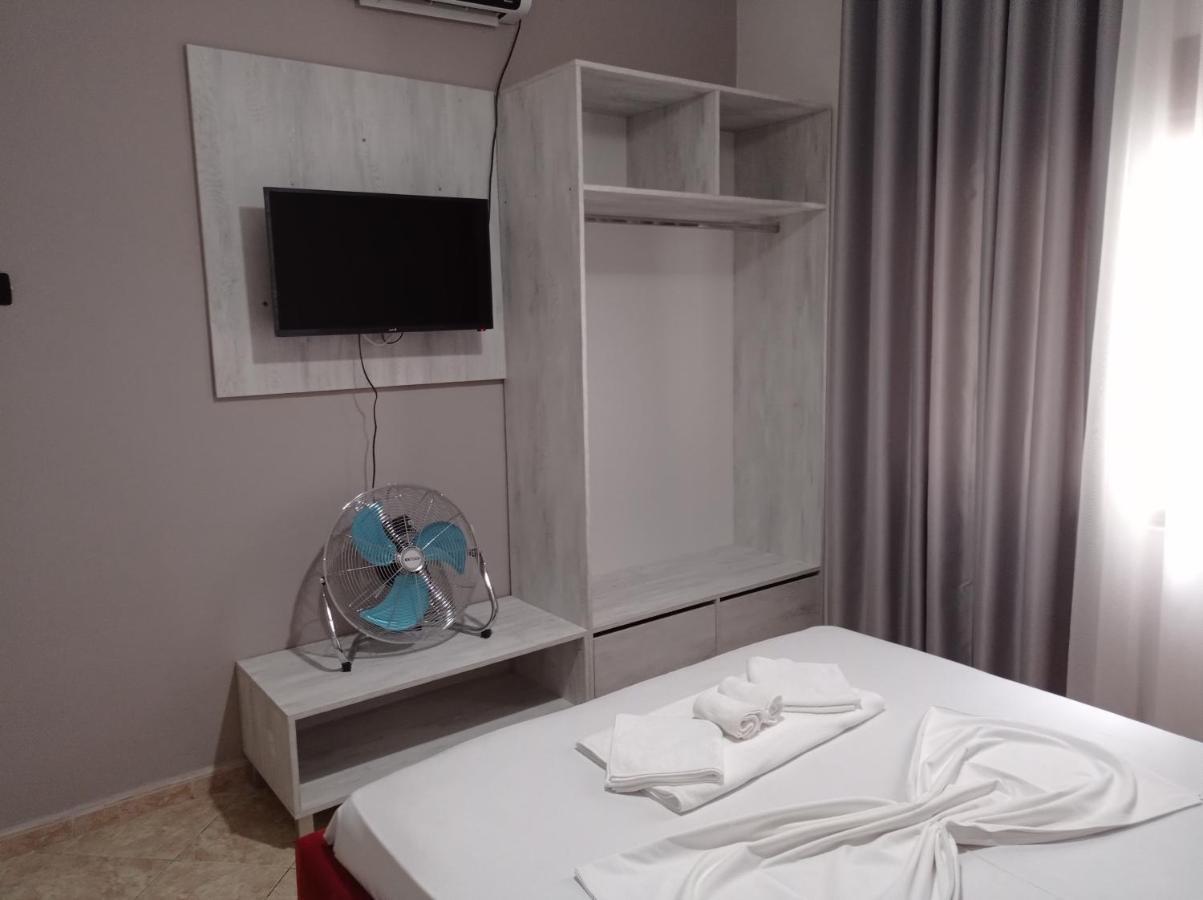 Hotel Vila Stefa Vlorë 외부 사진