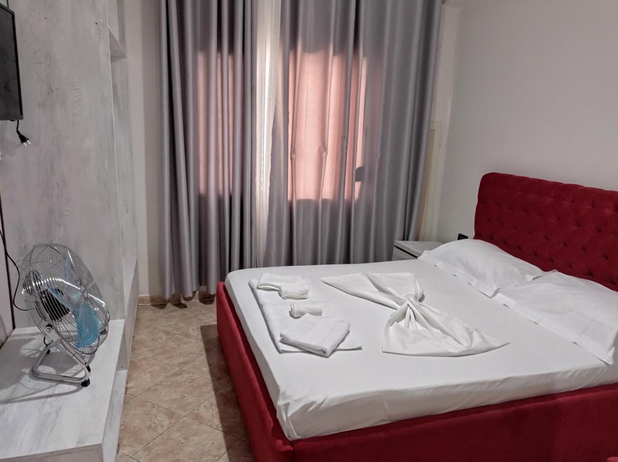 Hotel Vila Stefa Vlorë 객실 사진